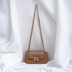 Elegant Chain Shoulder Bag – Luxe Brown