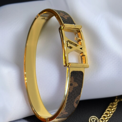 Luxury-Inspired Gold & Monogram Bangle Bracelet – Elegant Fashion Statement