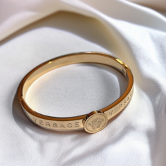 Luxury-Inspired Gold-Plated Bracelet – Anti-Tarnish & Elegant